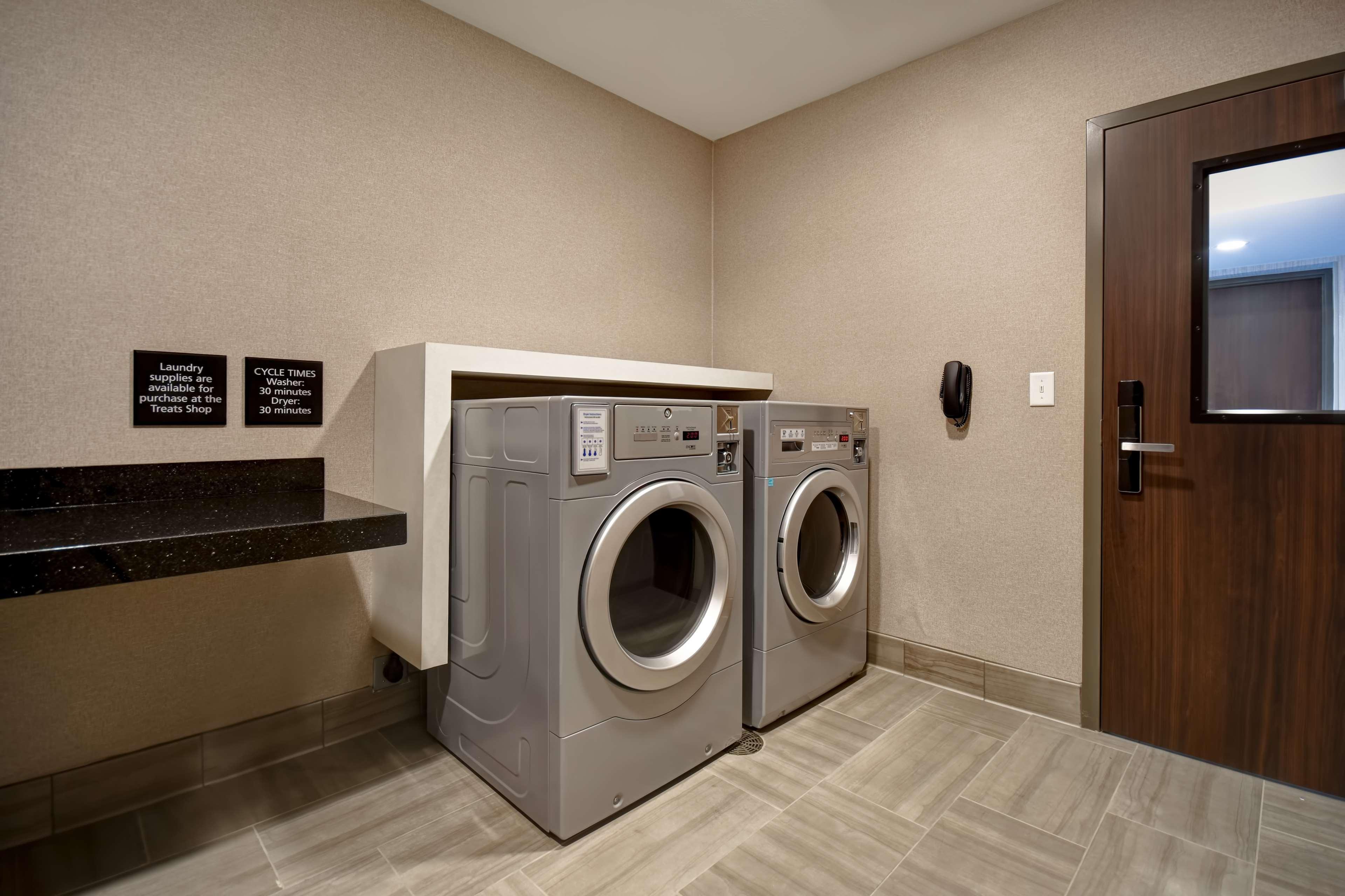 Hampton Inn Pleasant View Экстерьер фото