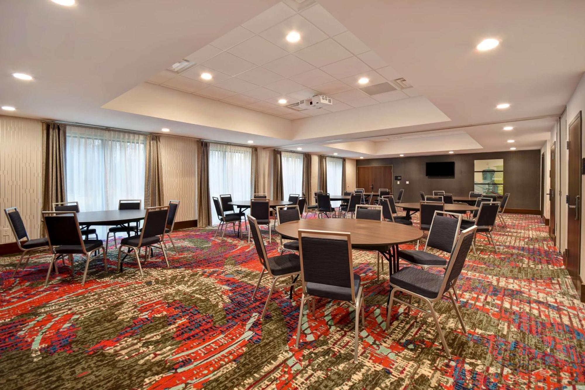 Hampton Inn Pleasant View Экстерьер фото